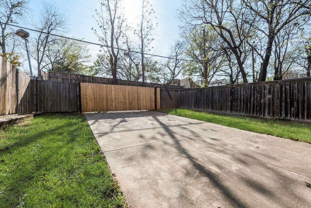 7330 Casa Loma Avenue , Dallas, TX, 75214 | 20877029 | Realty Texas LLC