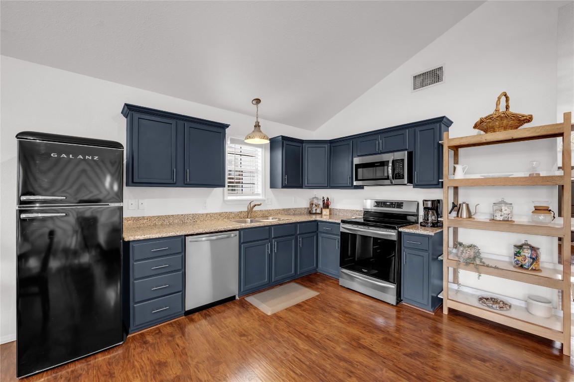 5898 River Oaks Drive , Kingsland, TX, 78639 | 2273581 | Realty Texas LLC