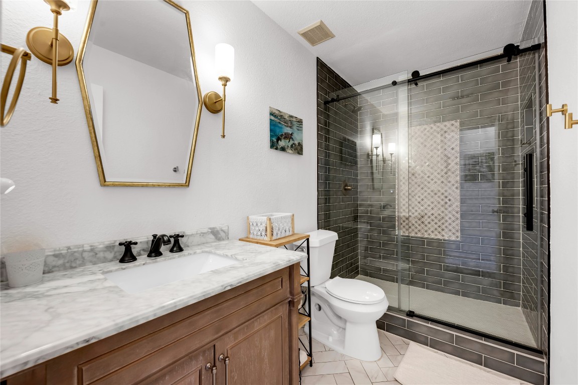 5898 River Oaks Drive , Kingsland, TX, 78639 | 2273581 | Realty Texas LLC