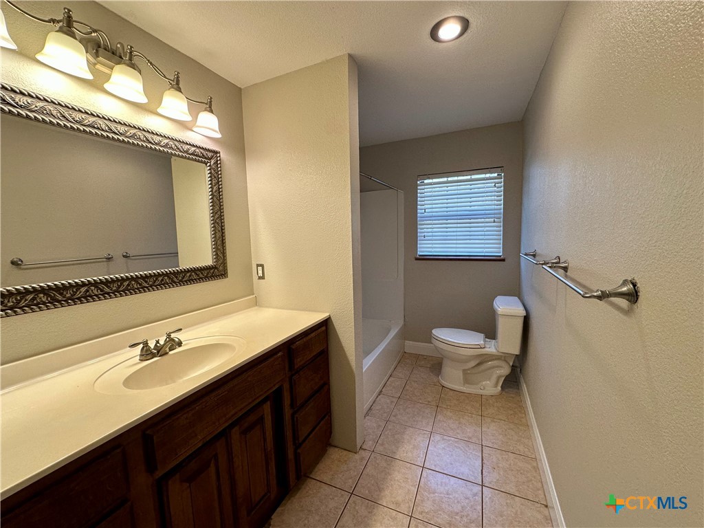 708 Chicago Street , San Marcos, TX, 78666 | 574657 | Realty Texas LLC