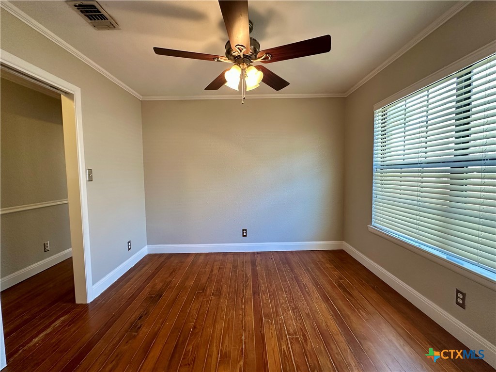 708 Chicago Street , San Marcos, TX, 78666 | 574657 | Realty Texas LLC
