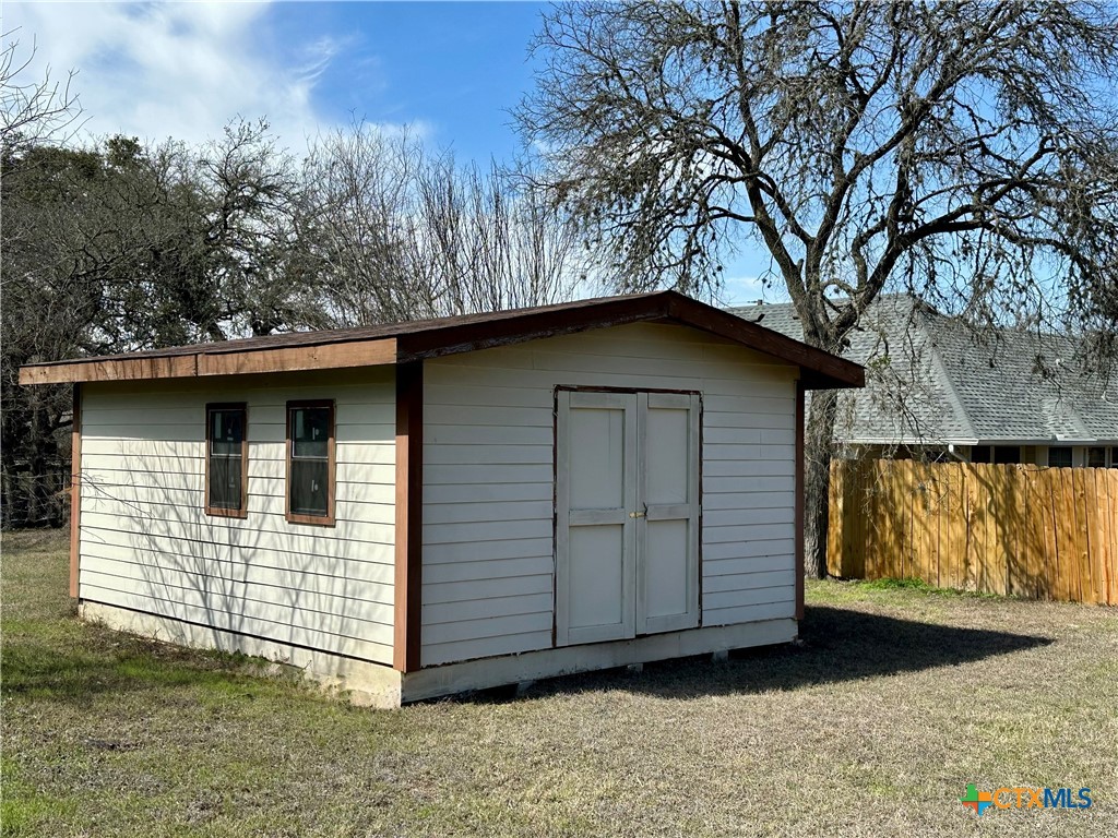 708 Chicago Street , San Marcos, TX, 78666 | 574657 | Realty Texas LLC