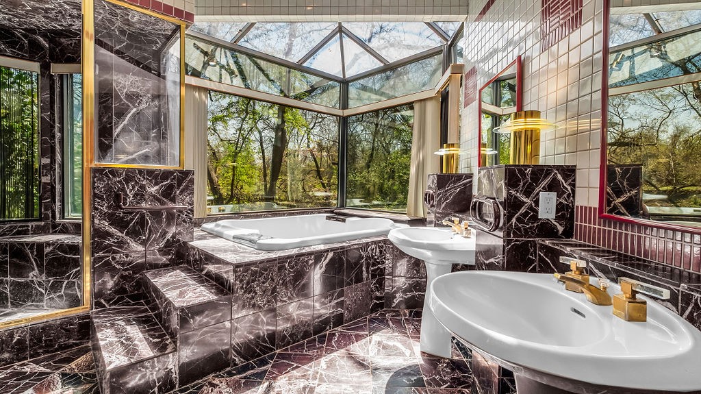 3724 Wooded Creek Drive , Farmers Branch, TX, 75244 | 20883024 | Realty Texas LLC
