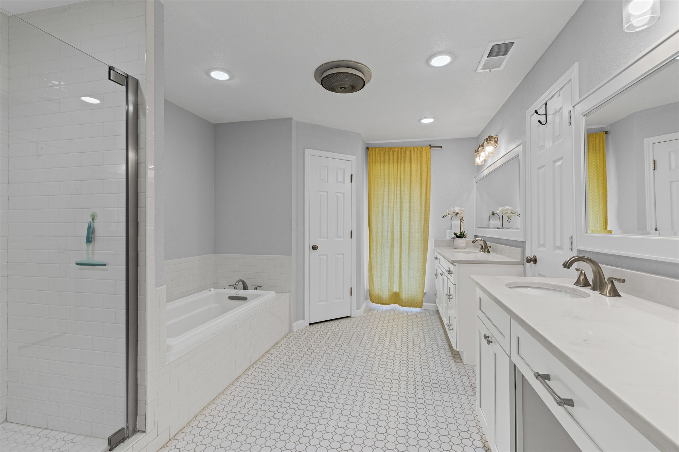 11116 Manorview Circle , Dallas, TX, 75228 | 20881135 | Realty Texas LLC