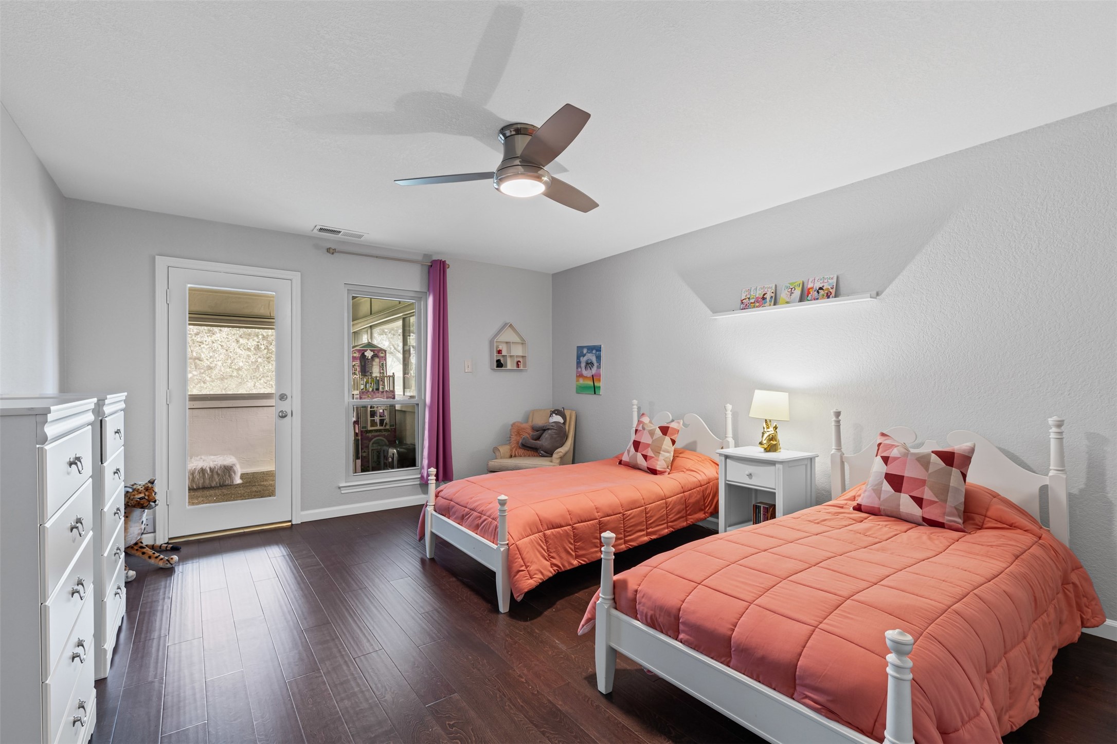 11116 Manorview Circle , Dallas, TX, 75228 | 20881135 | Realty Texas LLC