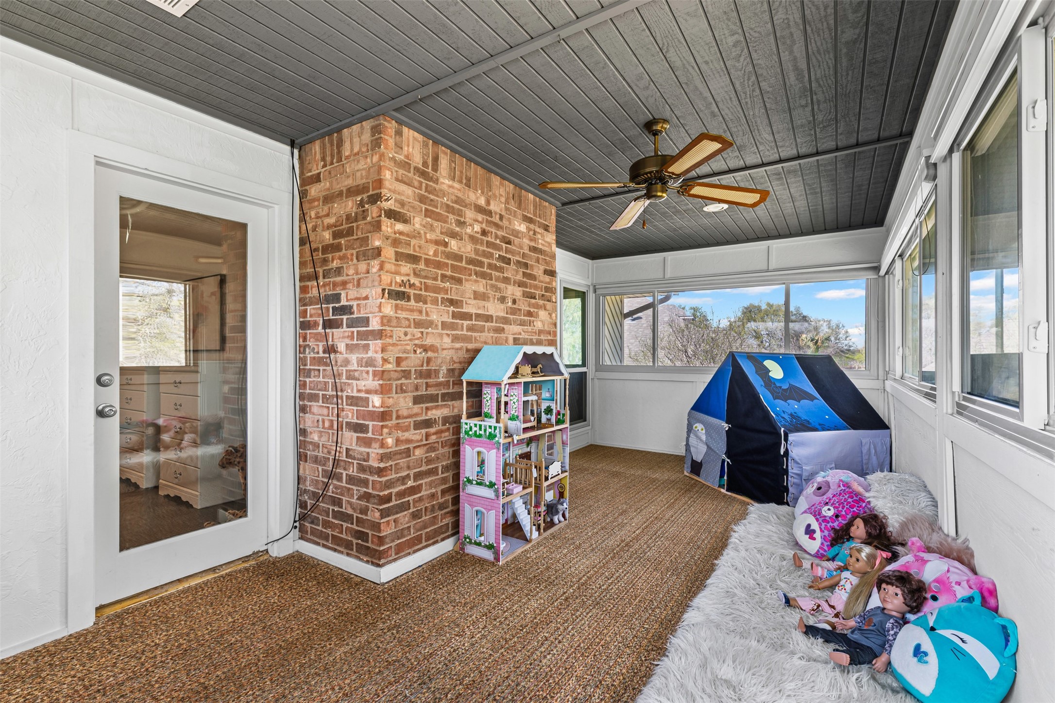 11116 Manorview Circle , Dallas, TX, 75228 | 20881135 | Realty Texas LLC
