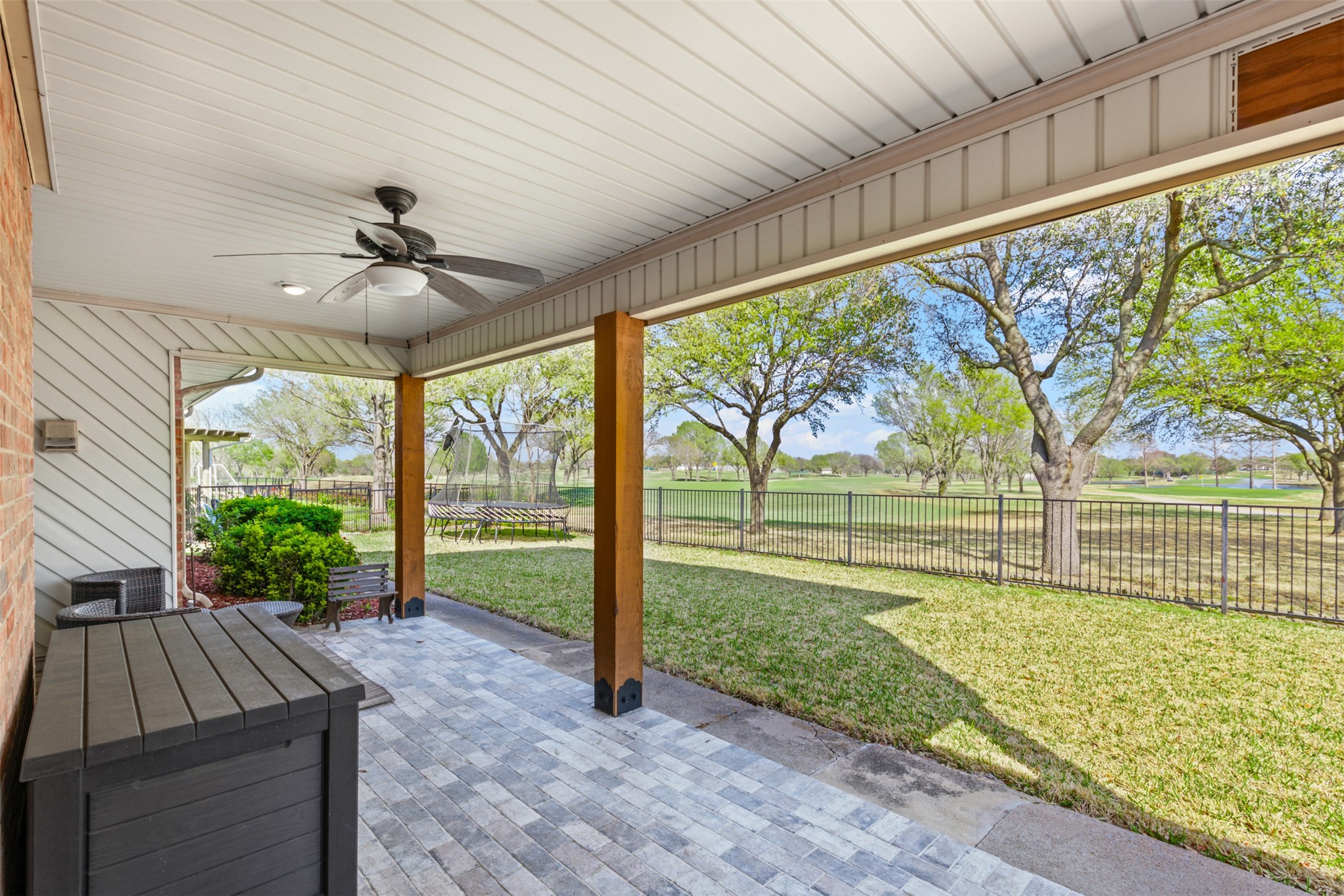 11116 Manorview Circle , Dallas, TX, 75228 | 20881135 | Realty Texas LLC