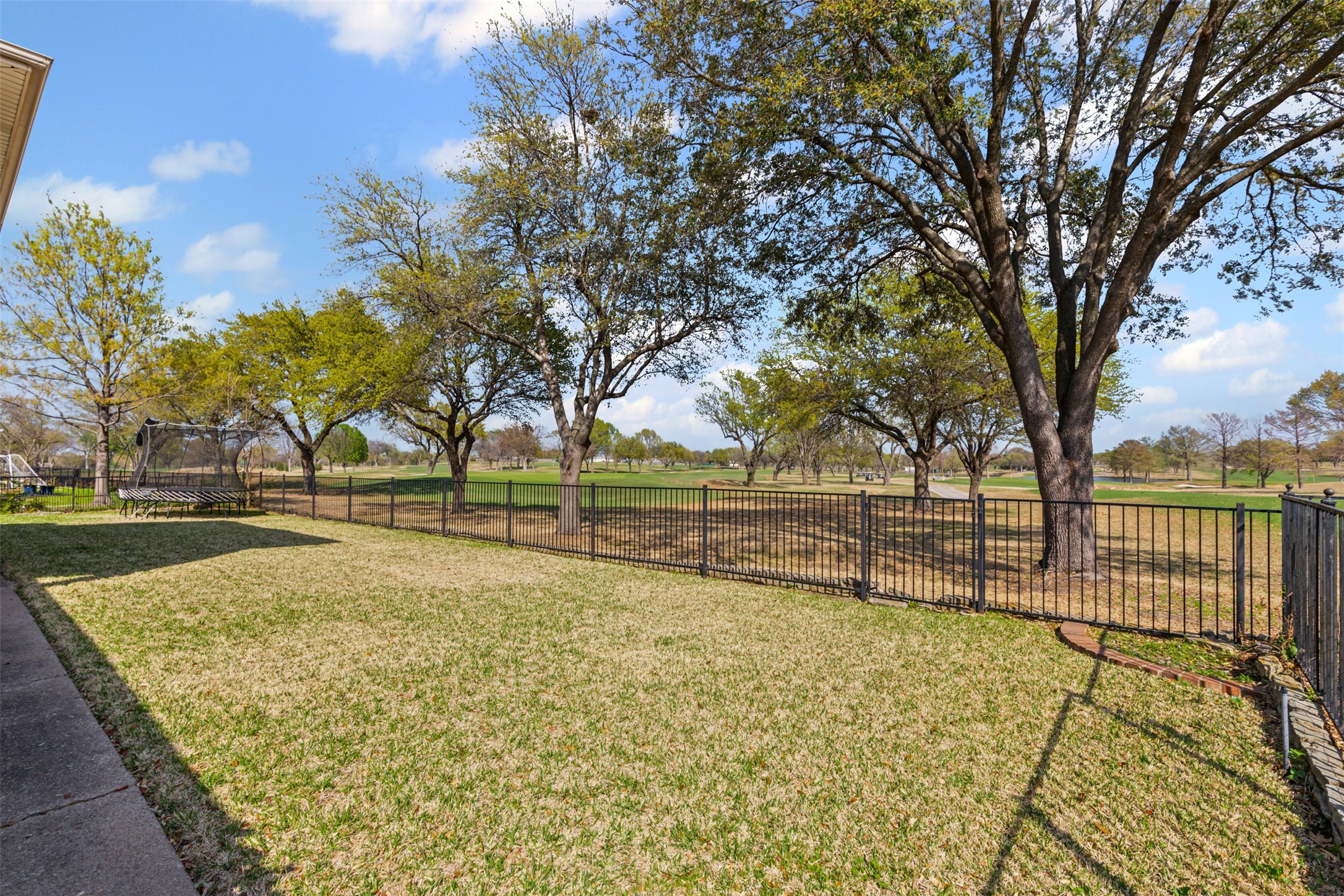 11116 Manorview Circle , Dallas, TX, 75228 | 20881135 | Realty Texas LLC