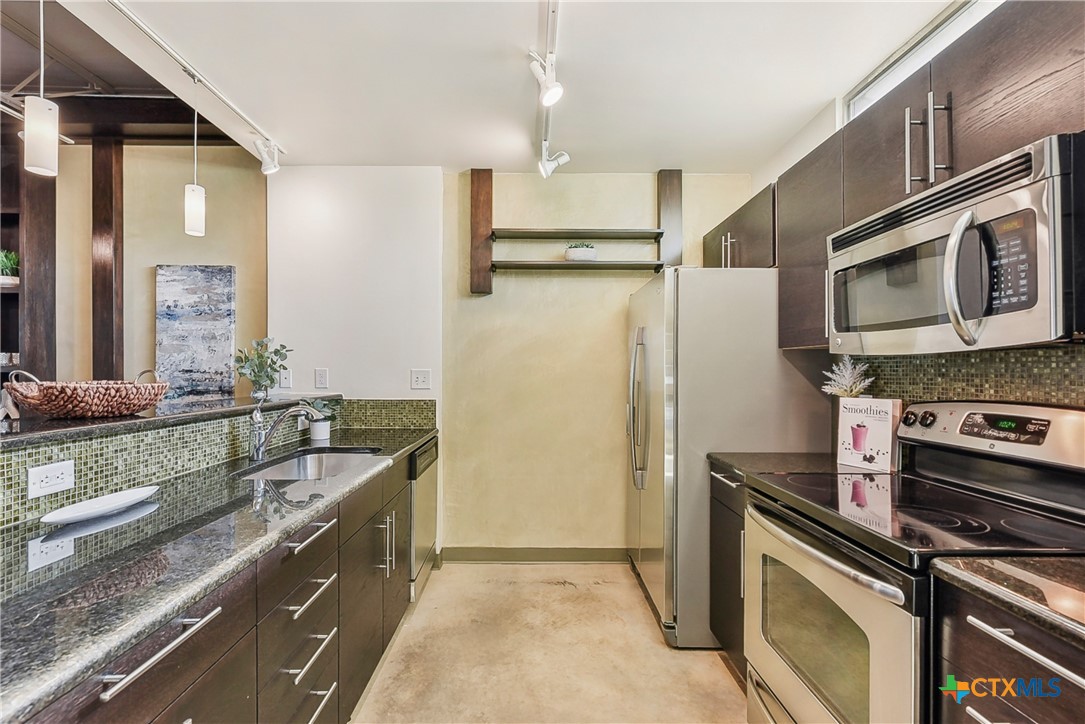 4801 S Congress Avenue Q5 , Austin, TX, 78745 | 574113 | Realty Texas LLC
