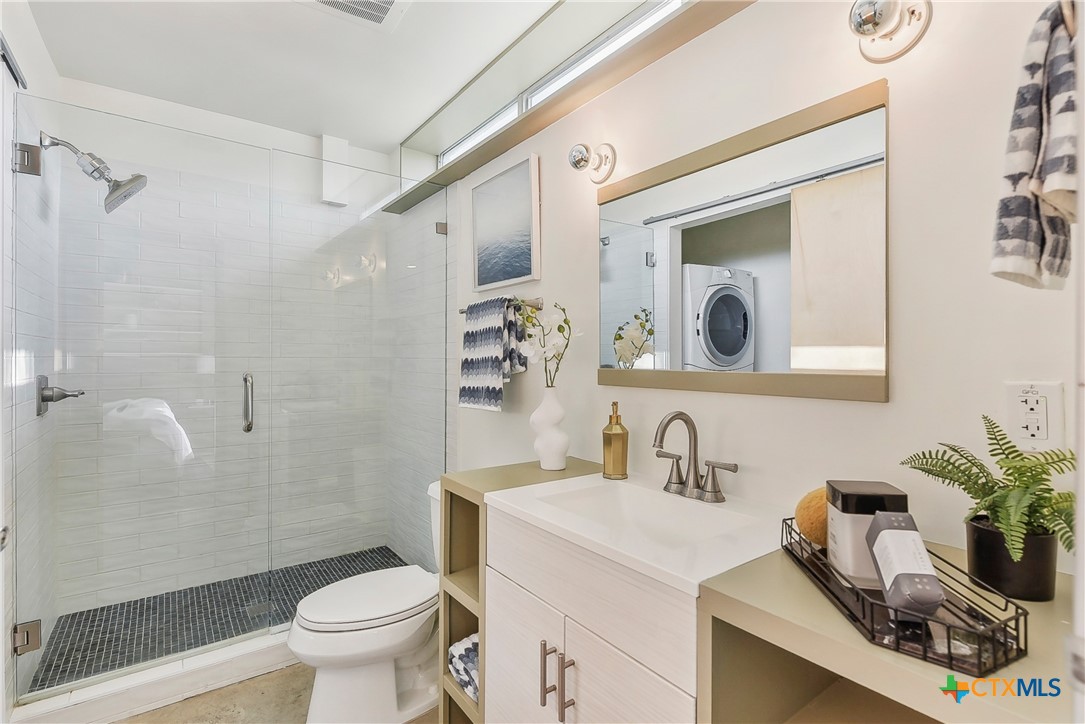 4801 S Congress Avenue Q5 , Austin, TX, 78745 | 574113 | Realty Texas LLC
