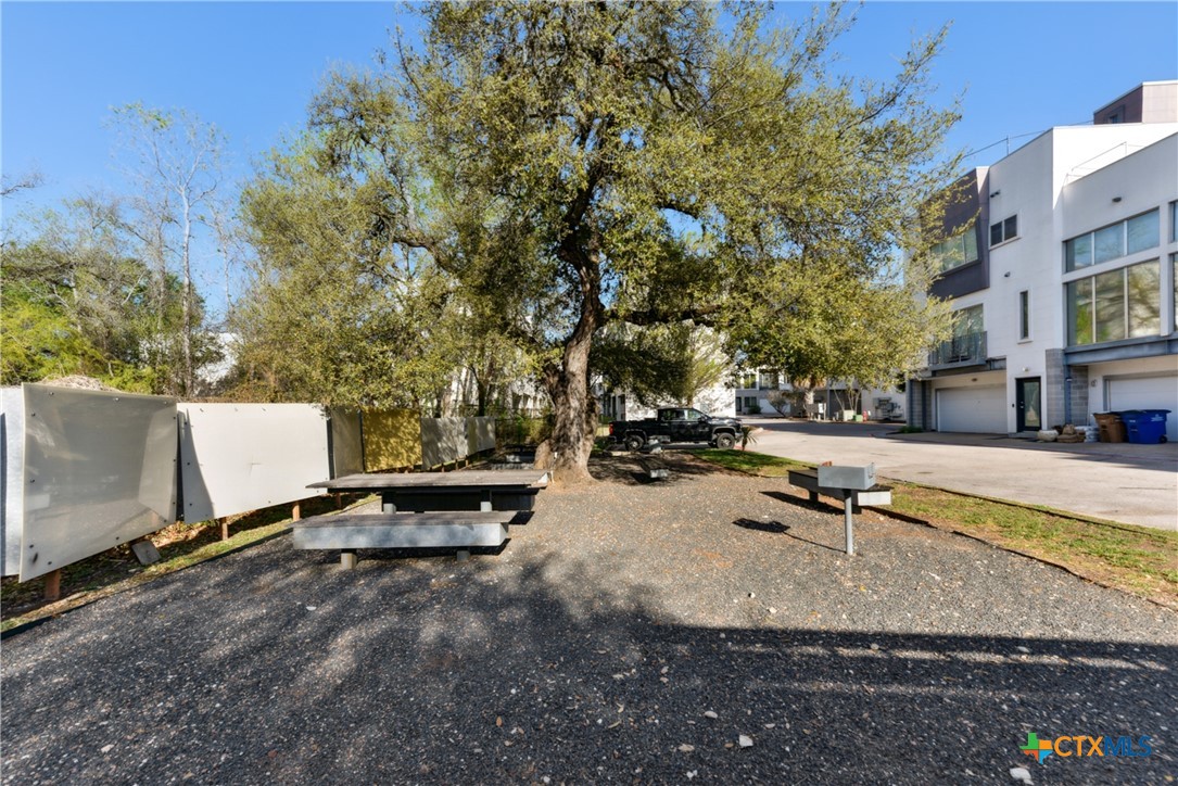 4801 S Congress Avenue Q5 , Austin, TX, 78745 | 574113 | Realty Texas LLC