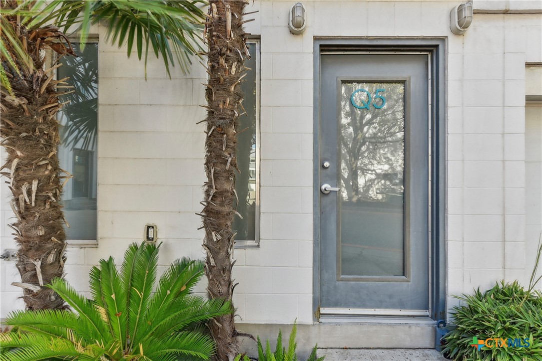 4801 S Congress Avenue Q5 , Austin, TX, 78745 | 574113 | Realty Texas LLC