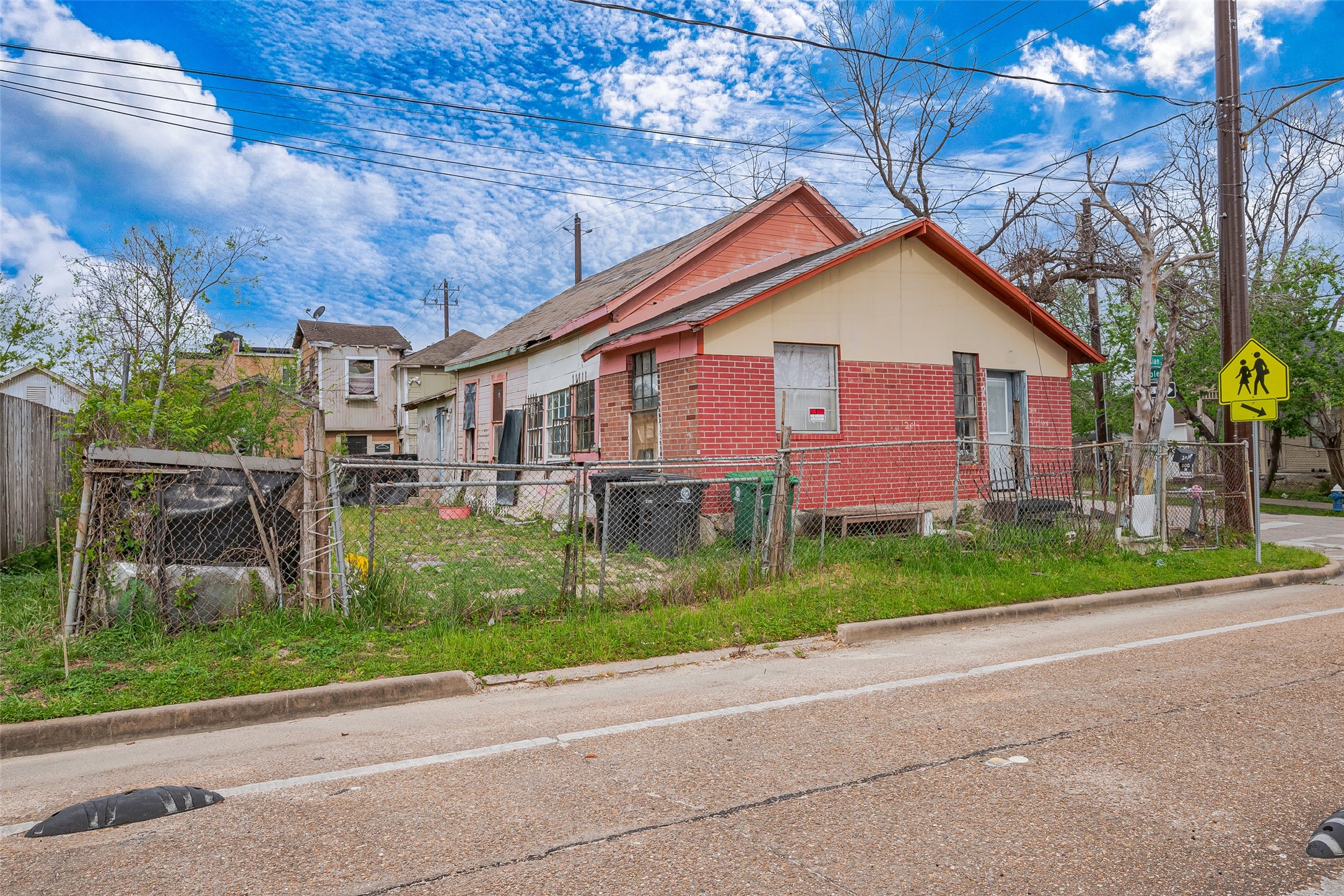 2019 Elysian Street , Houston, TX, 77026 | 51076222 | Realty Texas LLC