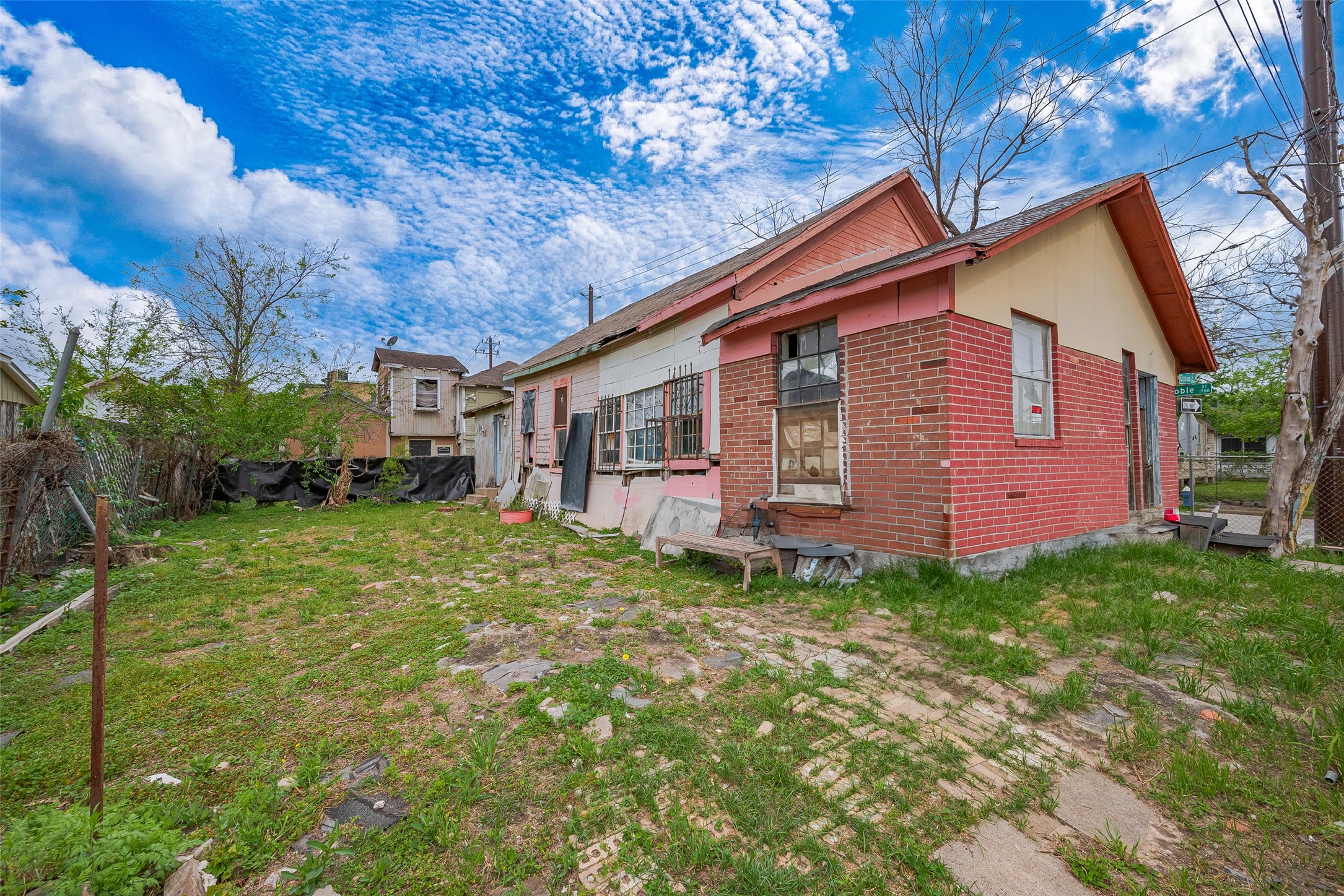 2019 Elysian Street , Houston, TX, 77026 | 51076222 | Realty Texas LLC