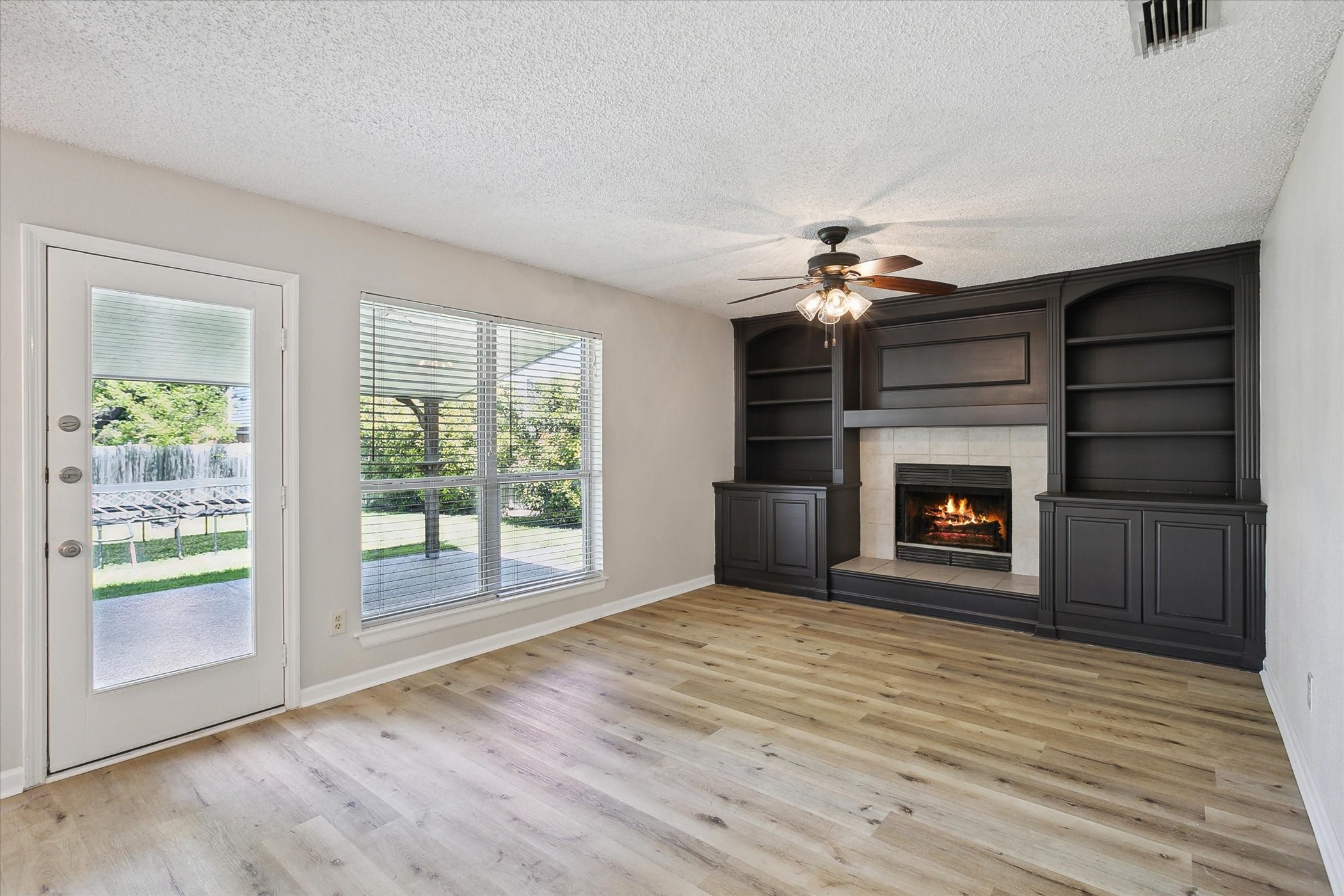 1228 Eaton Lane , Grapevine, TX, 76051 | 20880261 | Realty Texas LLC