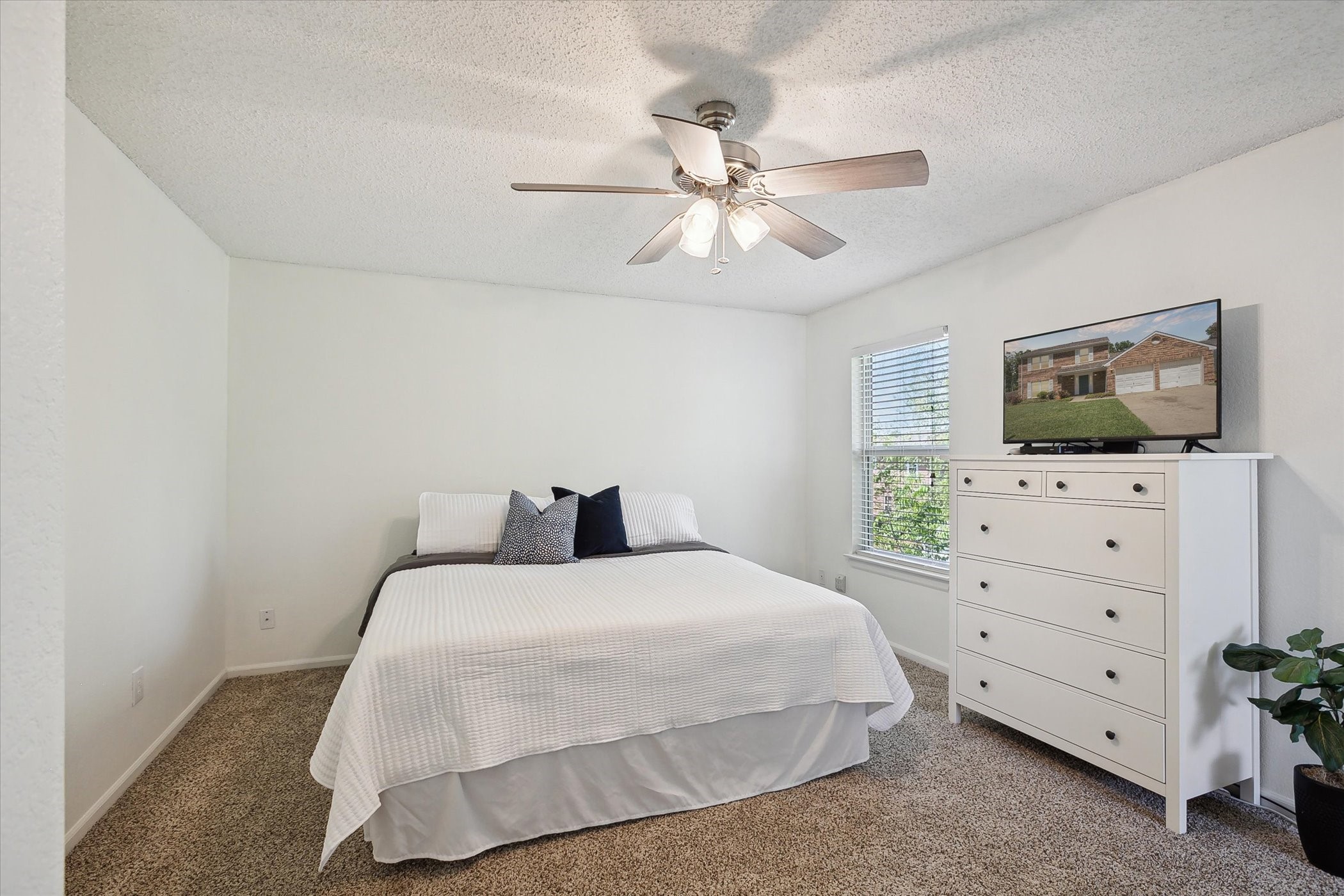 1228 Eaton Lane , Grapevine, TX, 76051 | 20880261 | Realty Texas LLC