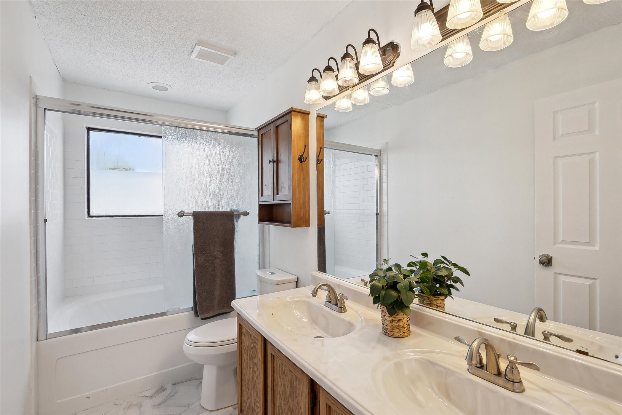 1228 Eaton Lane , Grapevine, TX, 76051 | 20880261 | Realty Texas LLC