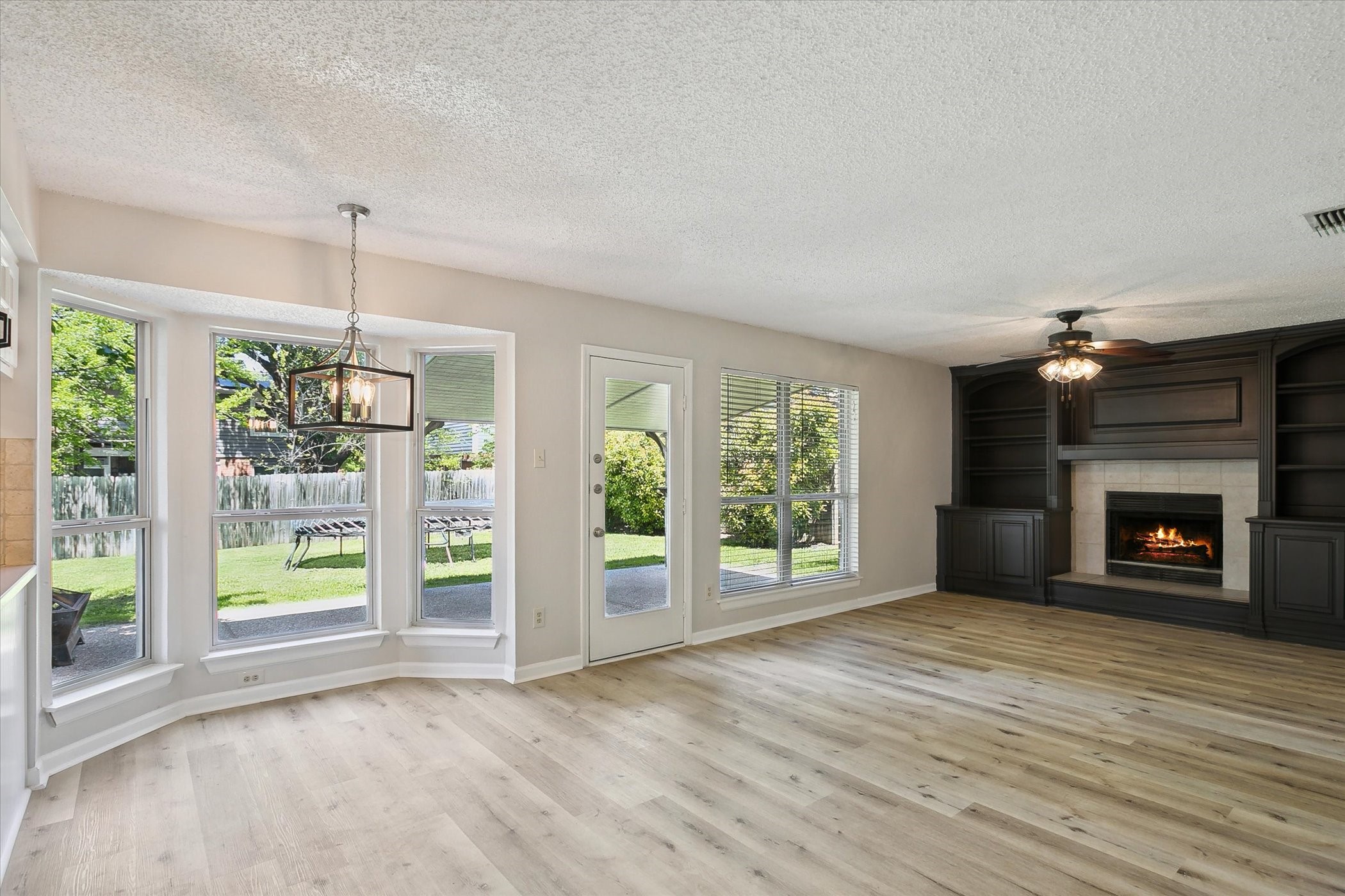 1228 Eaton Lane , Grapevine, TX, 76051 | 20880261 | Realty Texas LLC