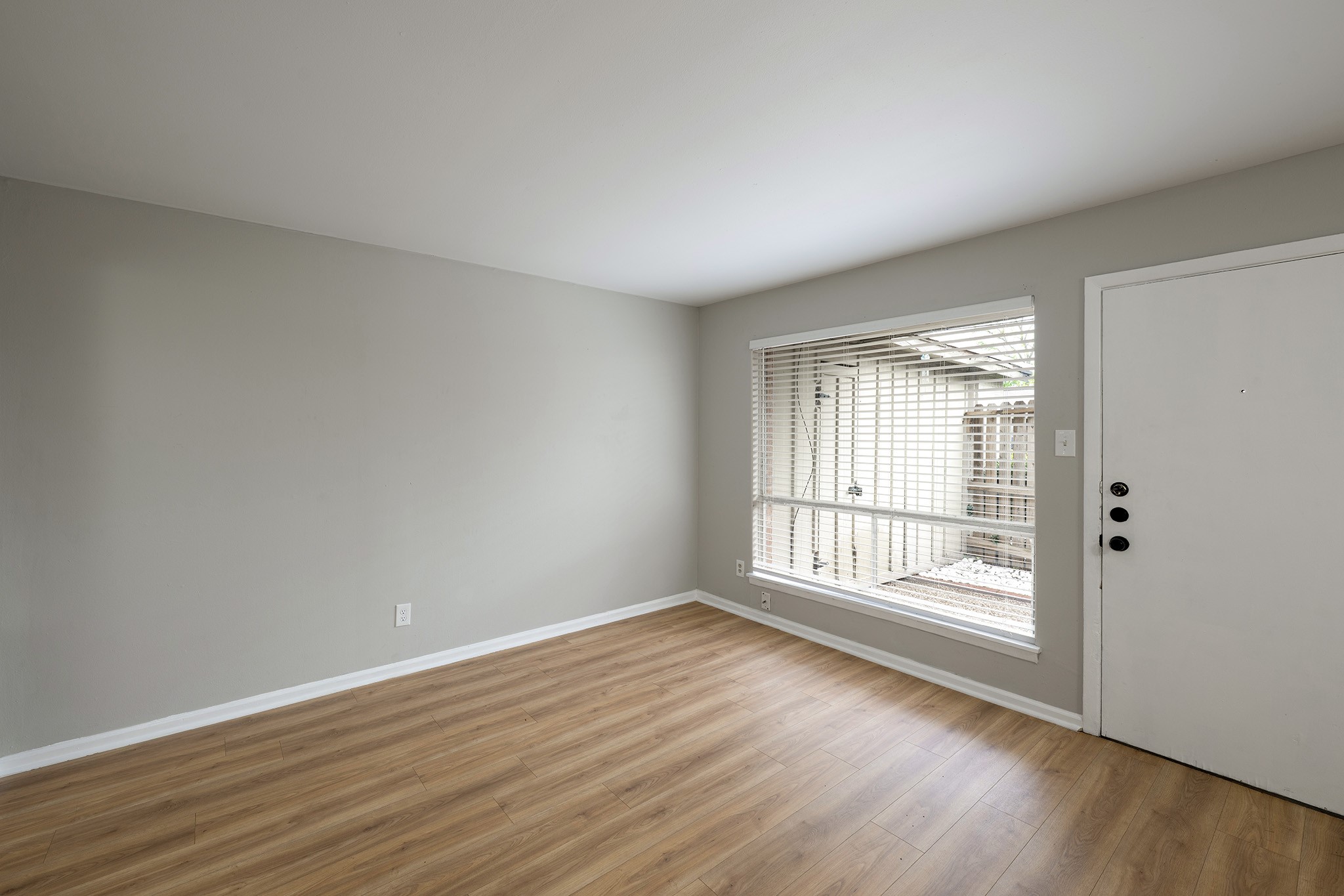 1529 Wirt Road 20 , Houston, TX, 77055 | 58313435 | Realty Texas LLC