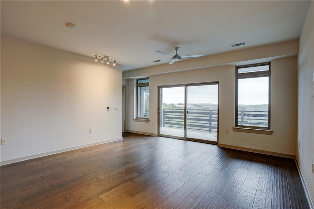 3600 S LAMAR Boulevard 307 , Austin, TX, 78704 | 2424797 | Realty Texas LLC