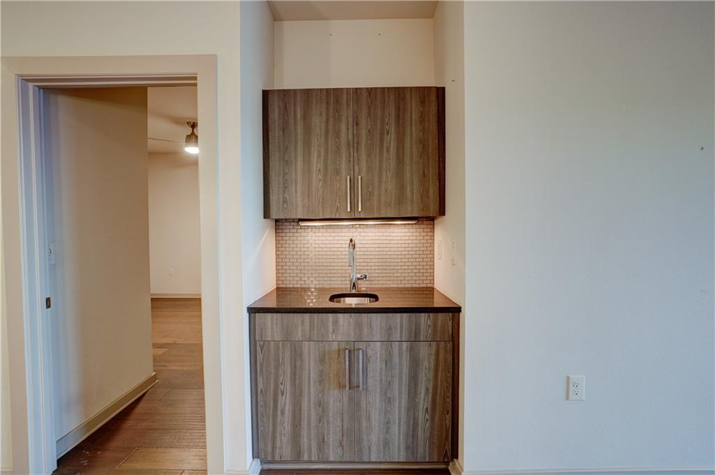 3600 S LAMAR Boulevard 307 , Austin, TX, 78704 | 2424797 | Realty Texas LLC