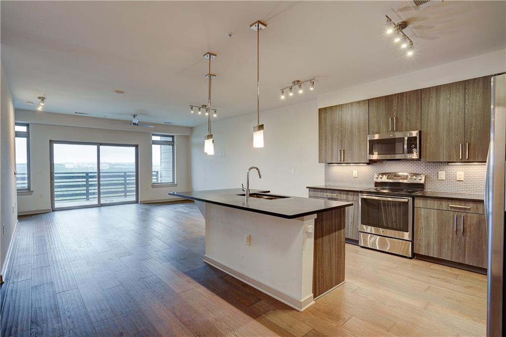 3600 S LAMAR Boulevard 307 , Austin, TX, 78704 | 2424797 | Realty Texas LLC
