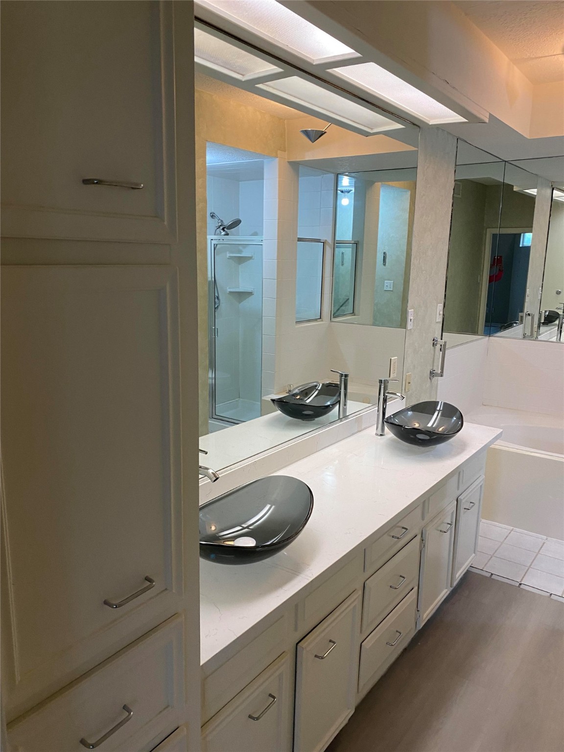 4315 Westheimer Road , Houston, TX, 77027 | 52912603 | Realty Texas LLC