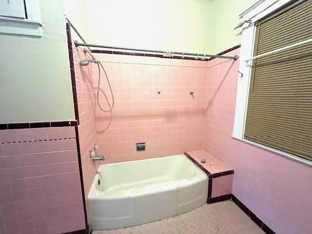 206 Hinton Street, Three Rivers, TX, 78071 | 456518 | Realty Texas LLC