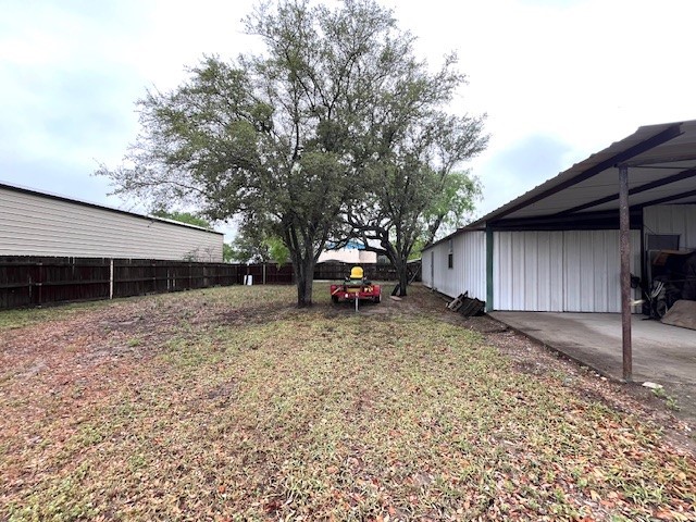 206 Hinton Street, Three Rivers, TX, 78071 | 456518 | Realty Texas LLC