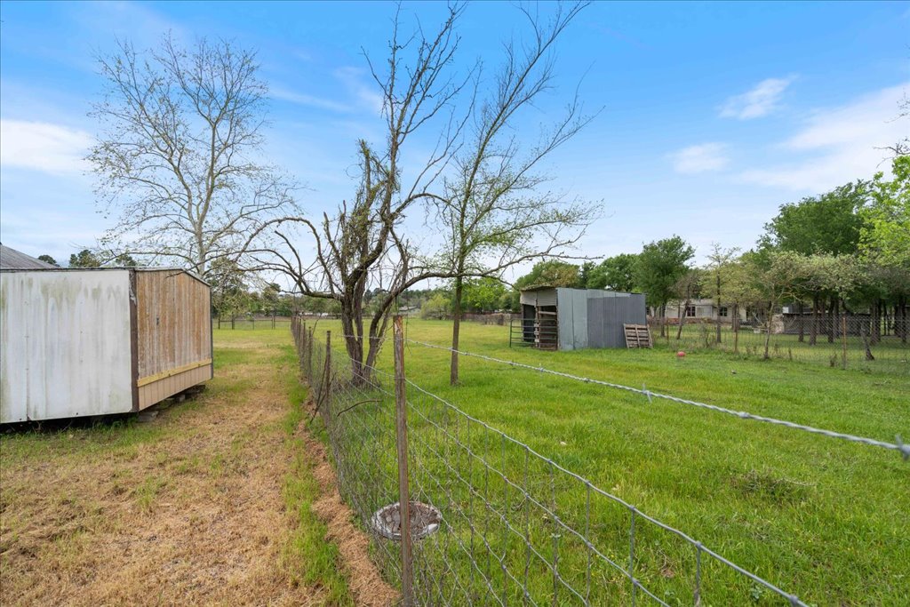 182 W Lake Front Drive , Cedar Creek, TX, 78612 | 4724904 | Realty Texas LLC