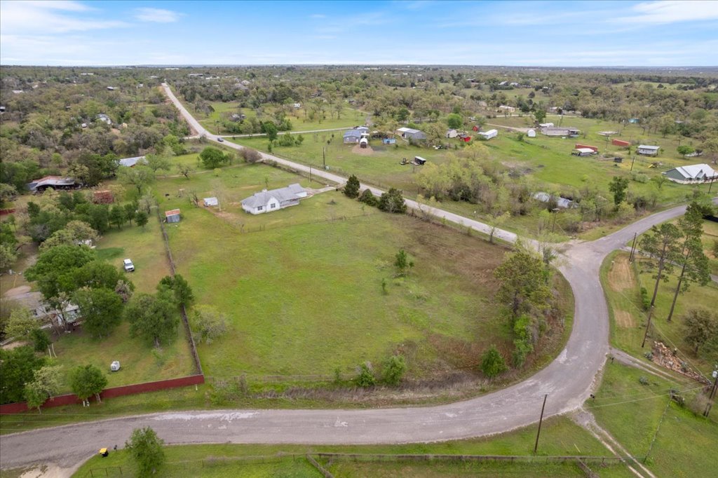 182 W Lake Front Drive , Cedar Creek, TX, 78612 | 4724904 | Realty Texas LLC
