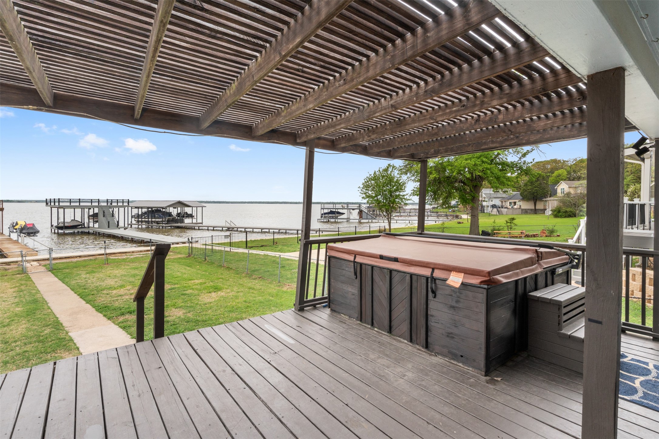 331 Bay Court , Gun Barrel City, TX, 75156 | 20885820 | Realty Texas LLC