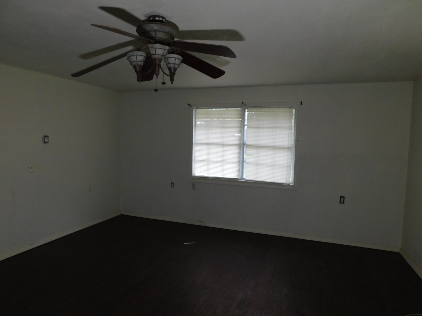 201 SE 3rd Street , Springhill, LA, 71075 | 20886237 | Realty Texas LLC
