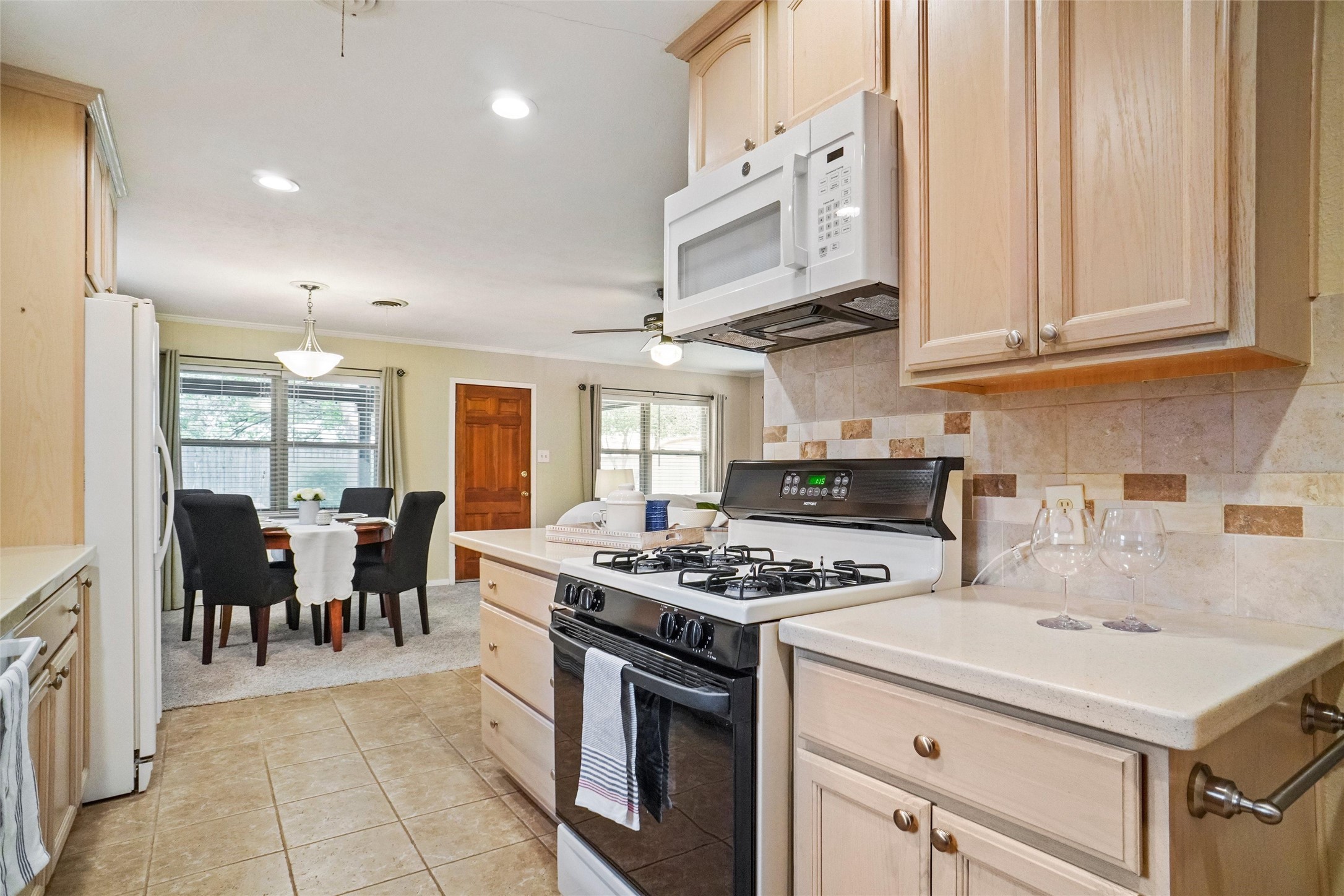 505 Oakwood Drive , Euless, TX, 76040 | 20884809 | Realty Texas LLC