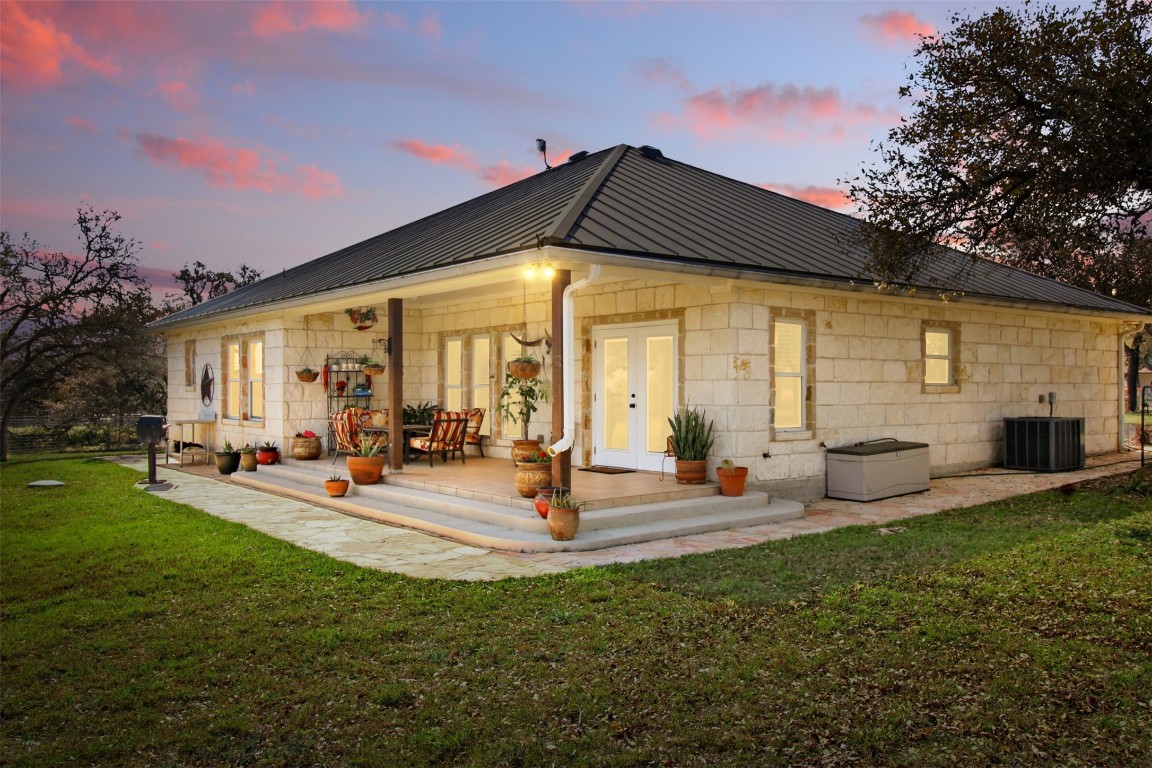 1038 Cielo Springs Drive, Blanco, TX, 78606 | 6116339 | Realty Texas LLC