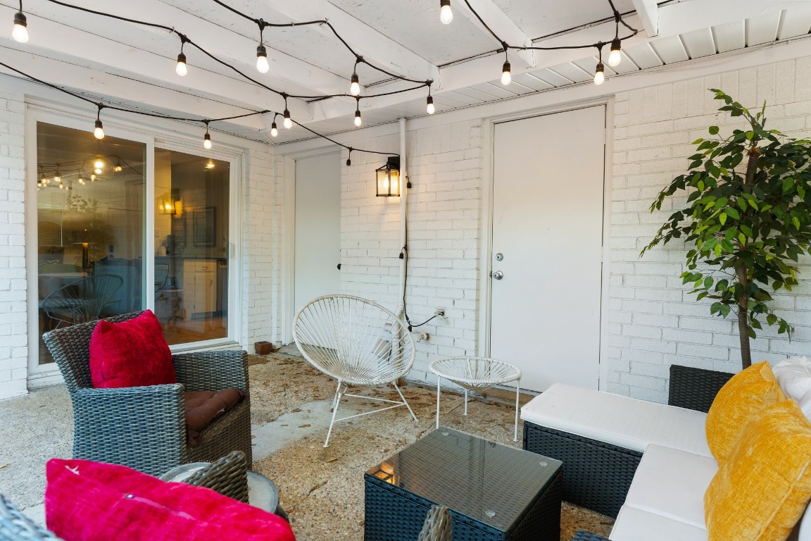 2717 Saint Edwards Circle A , Austin, TX, 78704 | 2213780 | Realty Texas LLC