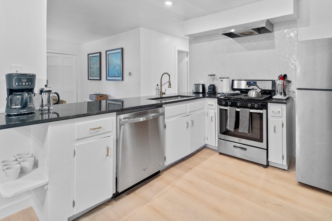2717 Saint Edwards Circle A , Austin, TX, 78704 | 2213780 | Realty Texas LLC