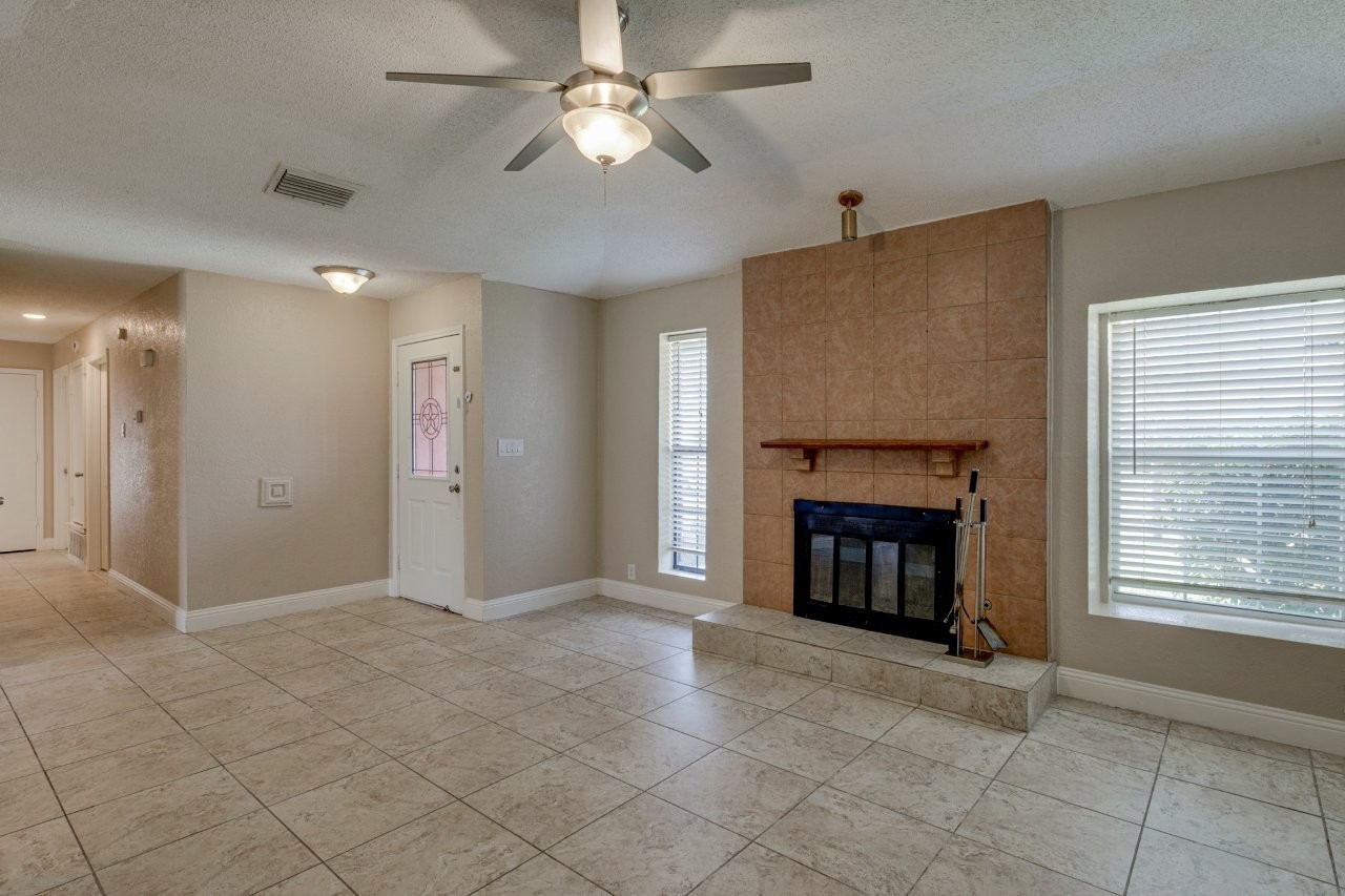 1324 Virgie Joe Drive , Mesquite, TX, 75149 | 20886785 | Realty Texas LLC