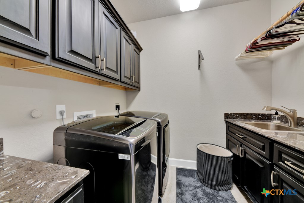 949 N Academy Avenue , New Braunfels, TX, 78130 | 574891 | Realty Texas LLC