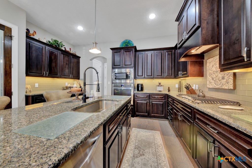 949 N Academy Avenue , New Braunfels, TX, 78130 | 574891 | Realty Texas LLC