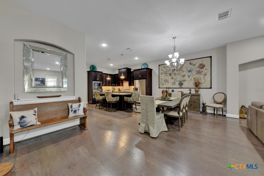 949 N Academy Avenue , New Braunfels, TX, 78130 | 574891 | Realty Texas LLC