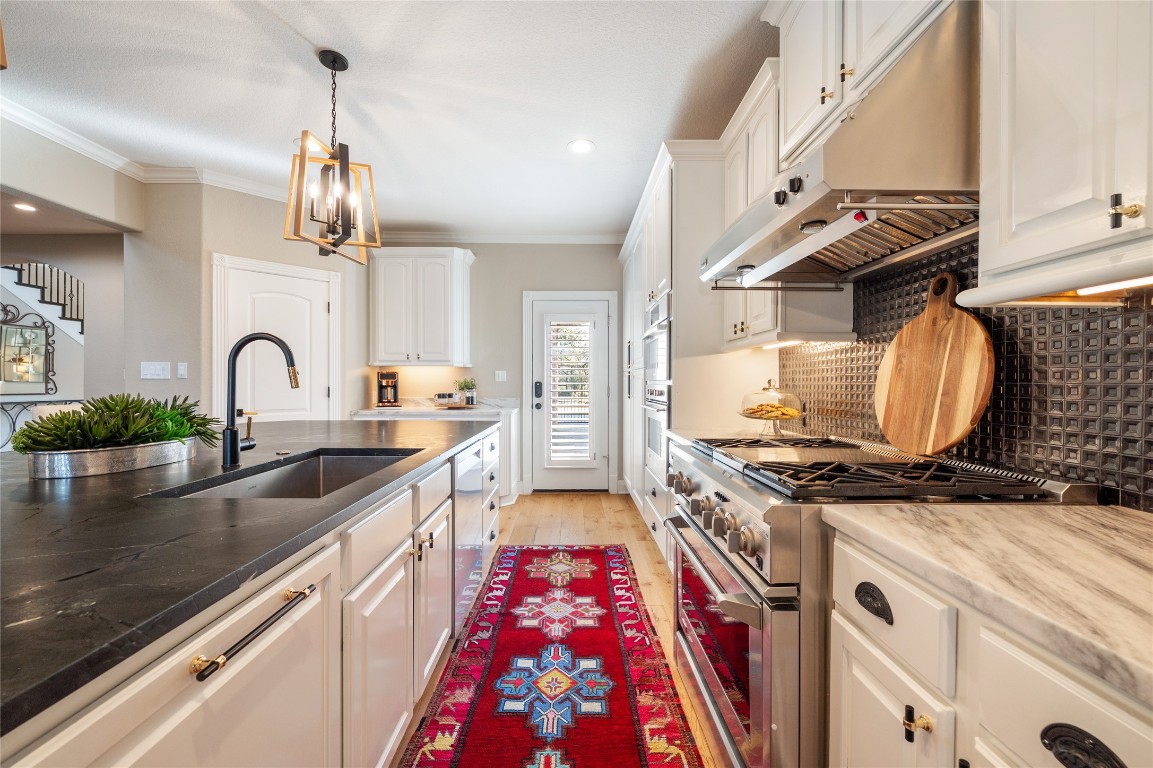 11700 Eagles Glen Drive , Austin, TX, 78732 | 7291728 | Realty Texas LLC