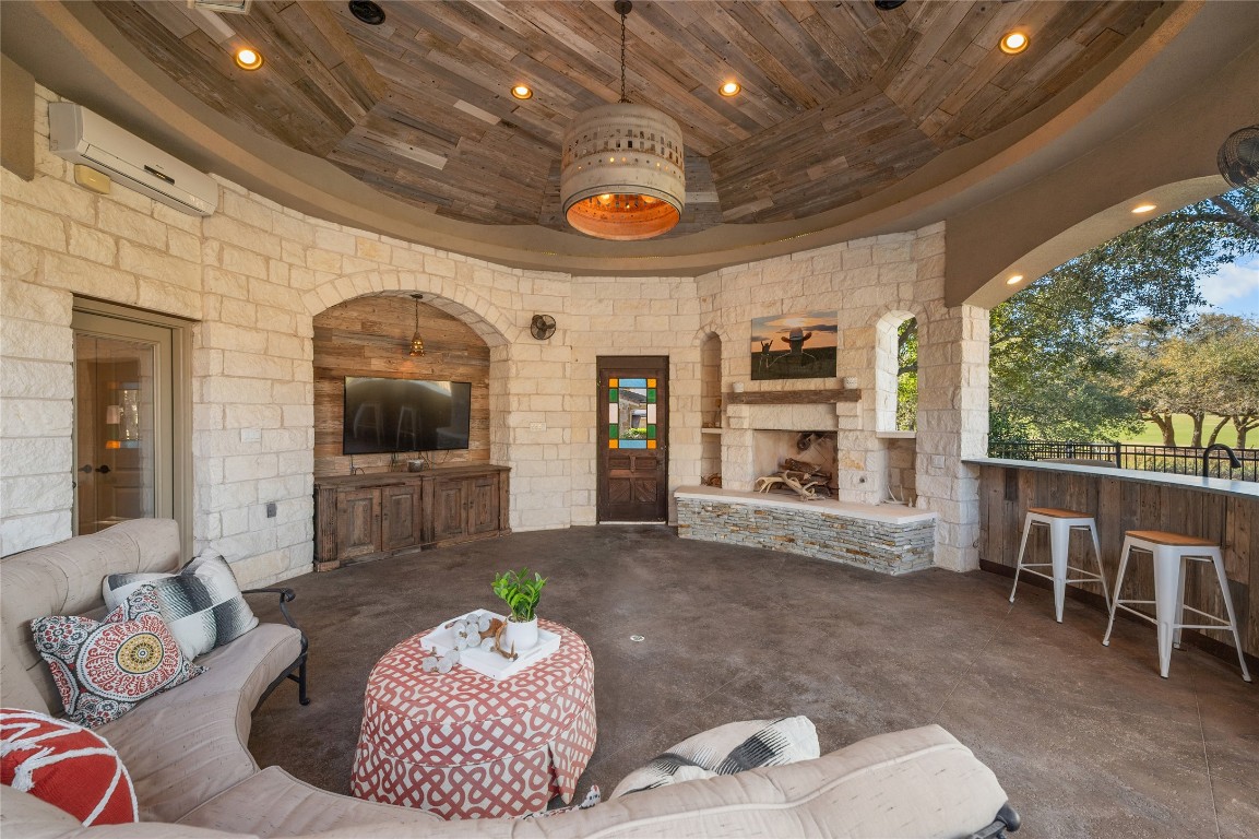 11700 Eagles Glen Drive , Austin, TX, 78732 | 7291728 | Realty Texas LLC