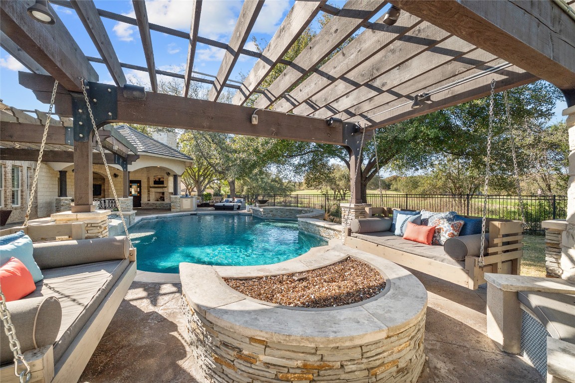 11700 Eagles Glen Drive , Austin, TX, 78732 | 7291728 | Realty Texas LLC