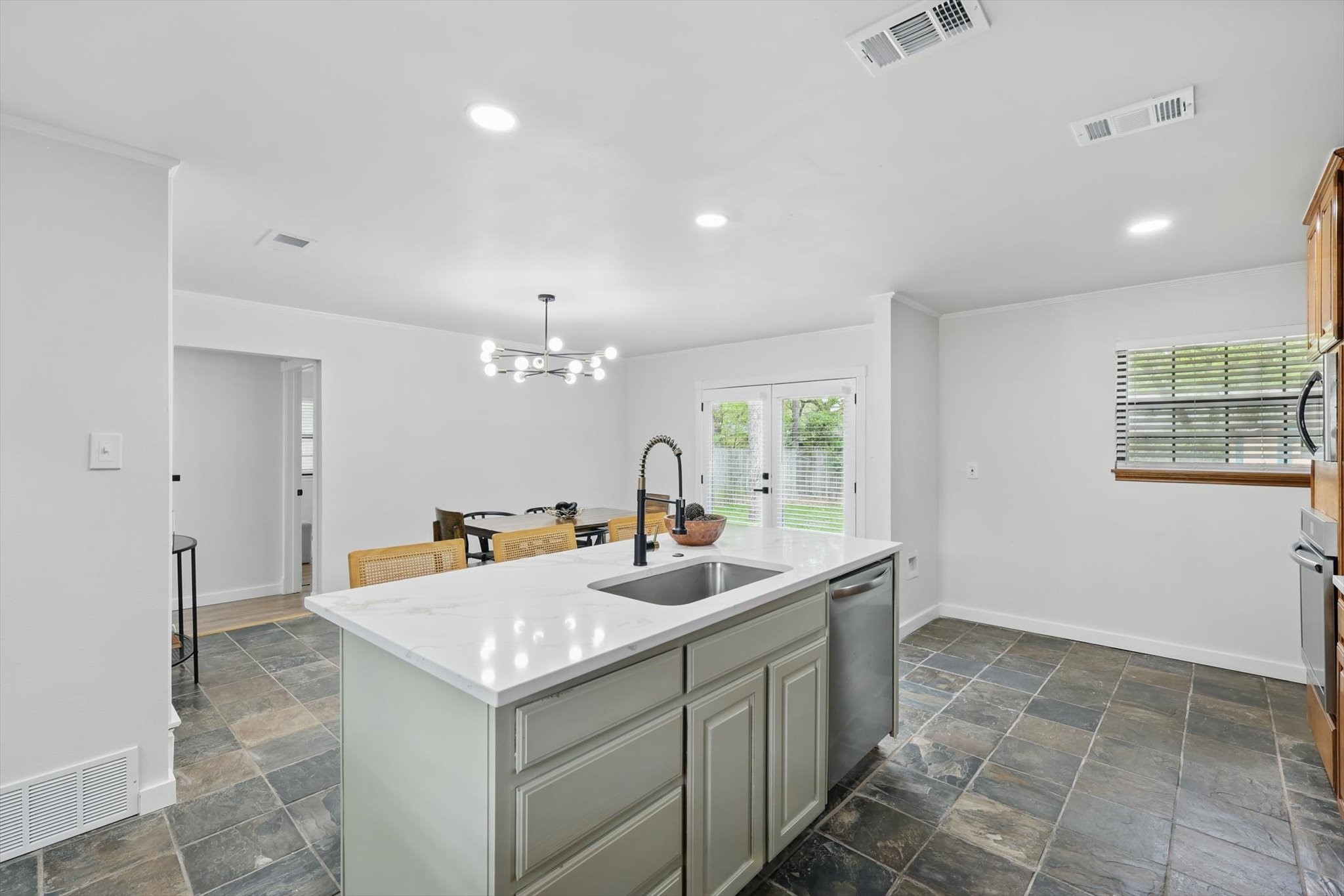76 Stonegate Drive , Bedford, TX, 76022 | 20887130 | Realty Texas LLC