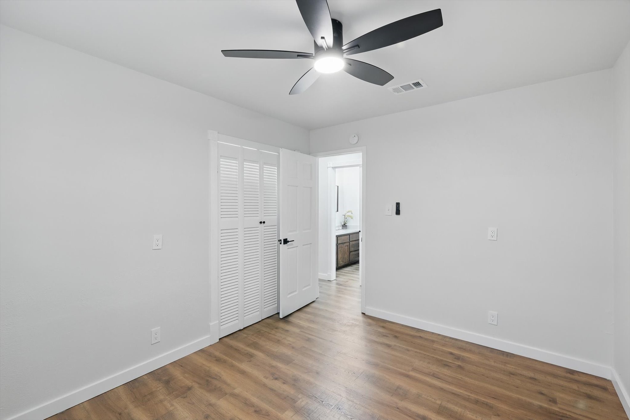 76 Stonegate Drive , Bedford, TX, 76022 | 20887130 | Realty Texas LLC