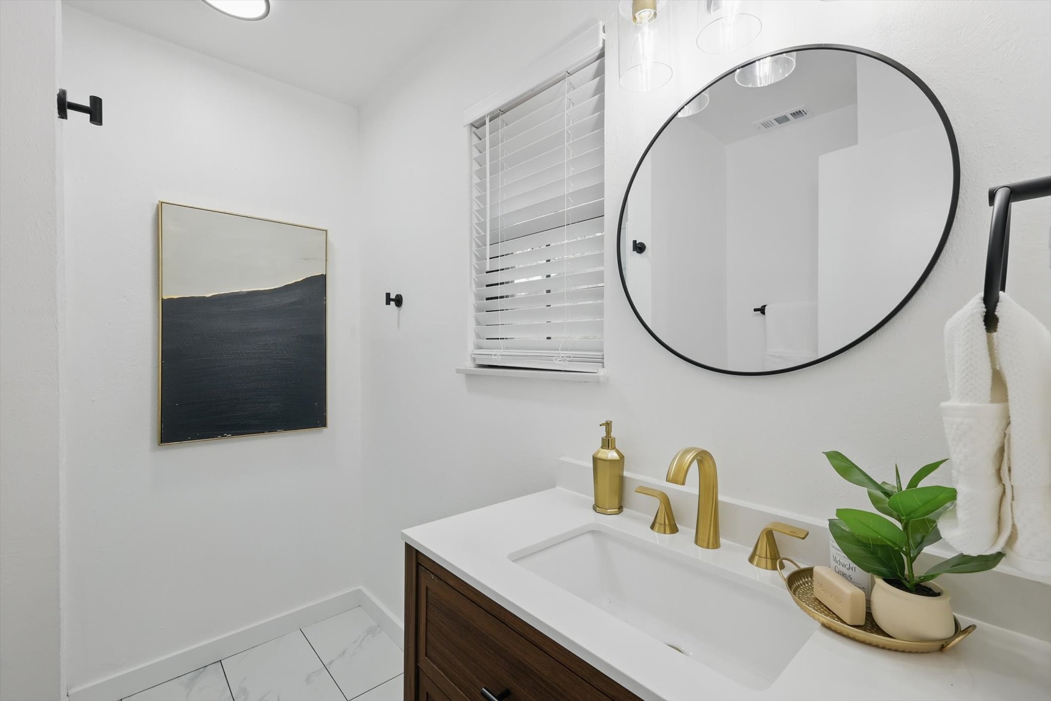 76 Stonegate Drive , Bedford, TX, 76022 | 20887130 | Realty Texas LLC