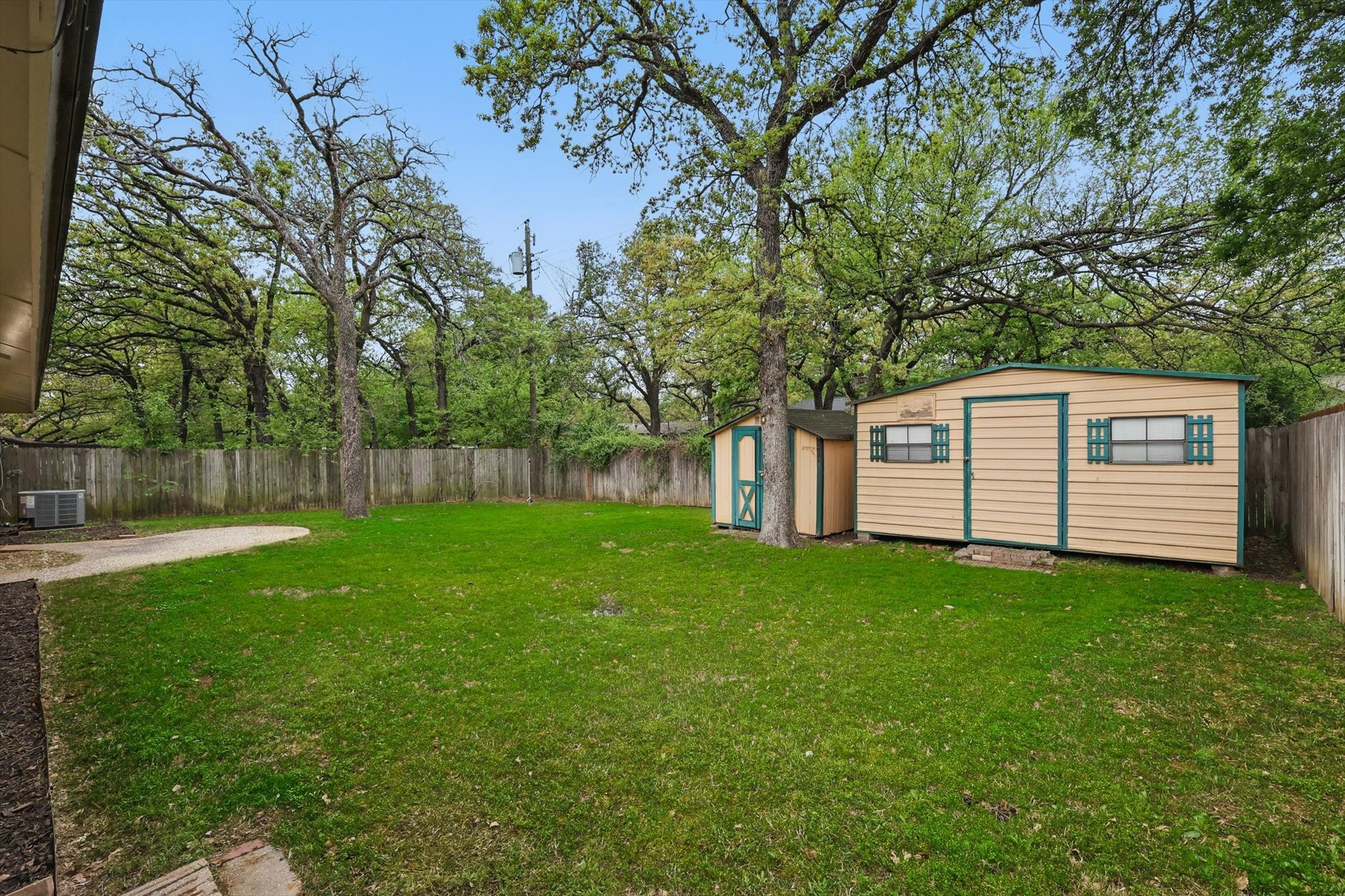 76 Stonegate Drive , Bedford, TX, 76022 | 20887130 | Realty Texas LLC
