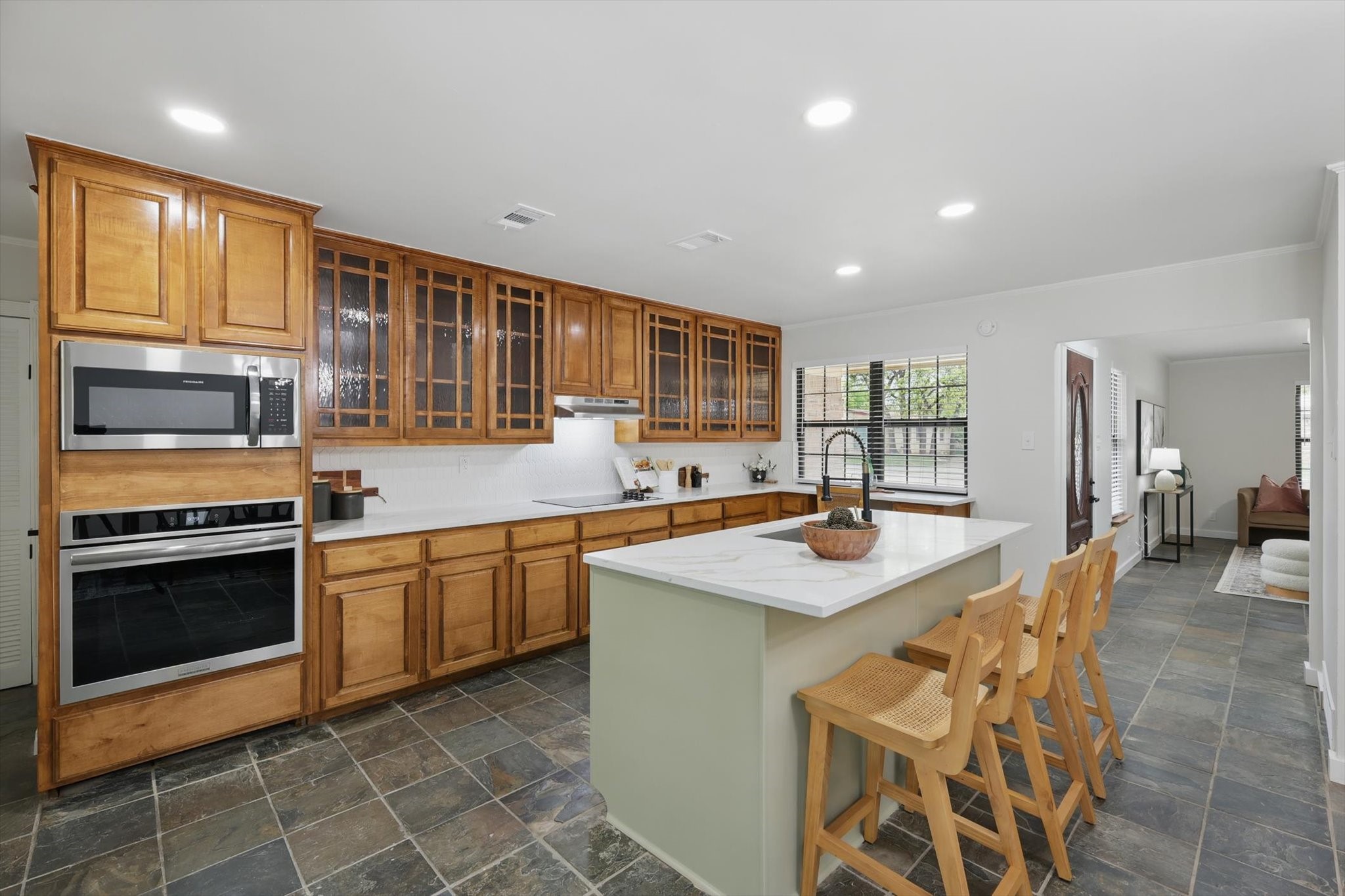 76 Stonegate Drive , Bedford, TX, 76022 | 20887130 | Realty Texas LLC