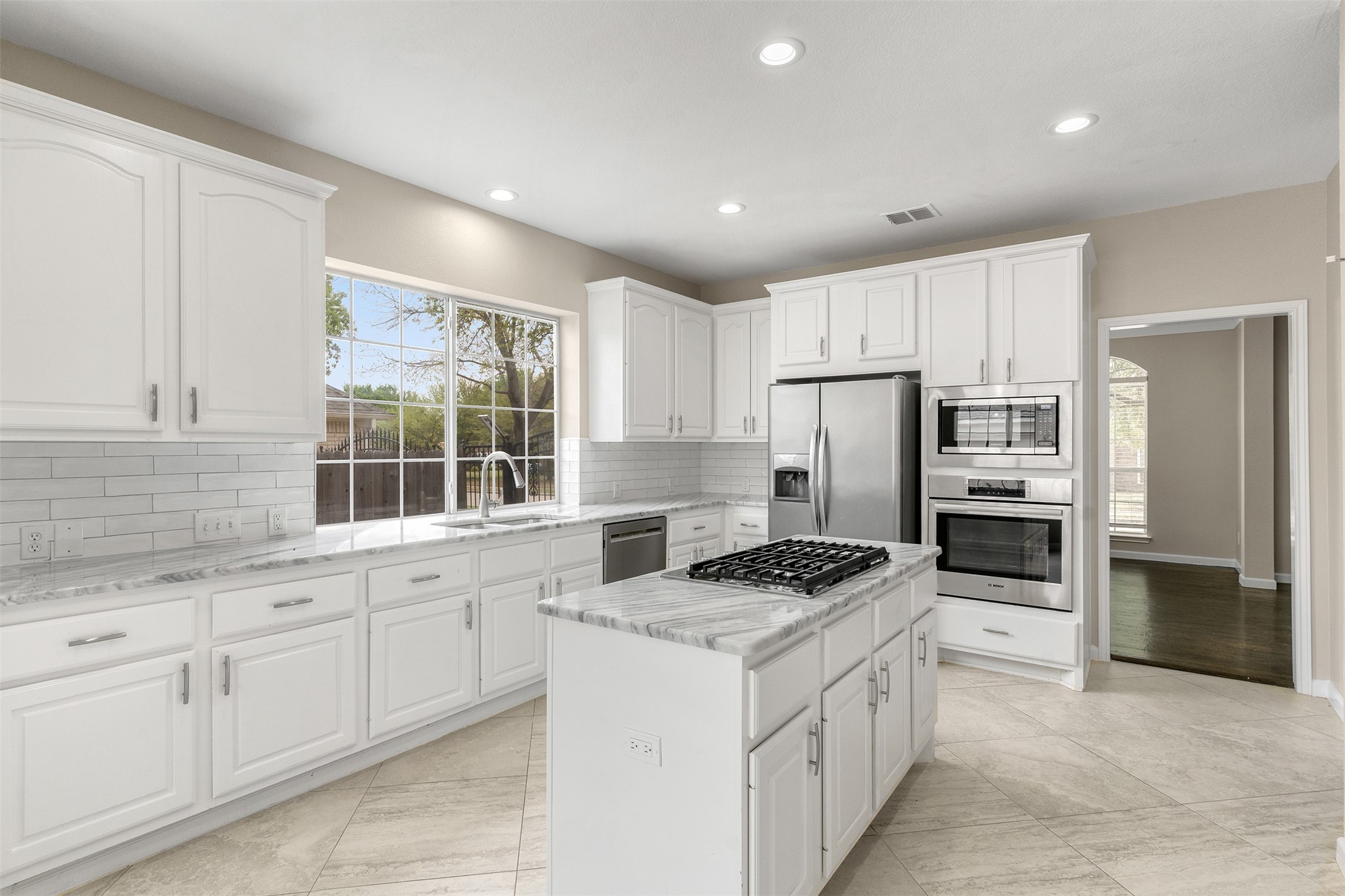 909 Rolling Ridge Drive , Keller, TX, 76248 | 20887930 | Realty Texas LLC